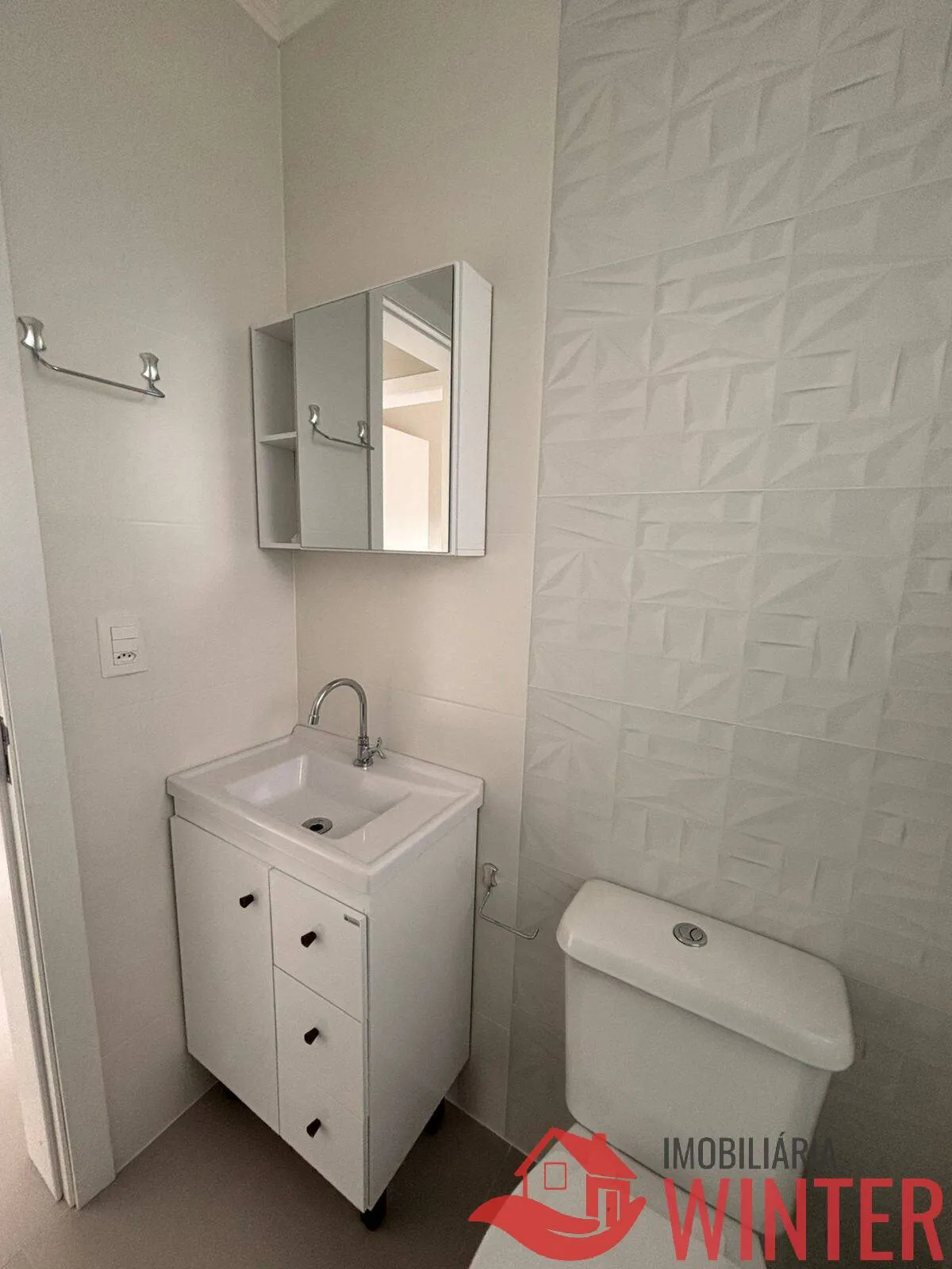 Imagem Apartamento Novo com 2 dormitórios