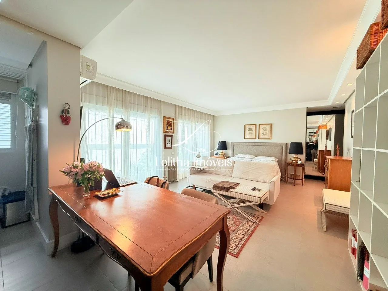 Imagem APARTAMENTO STUDIO À VENDA NO CENTRO DE FLORIANÓPOLIS/SC