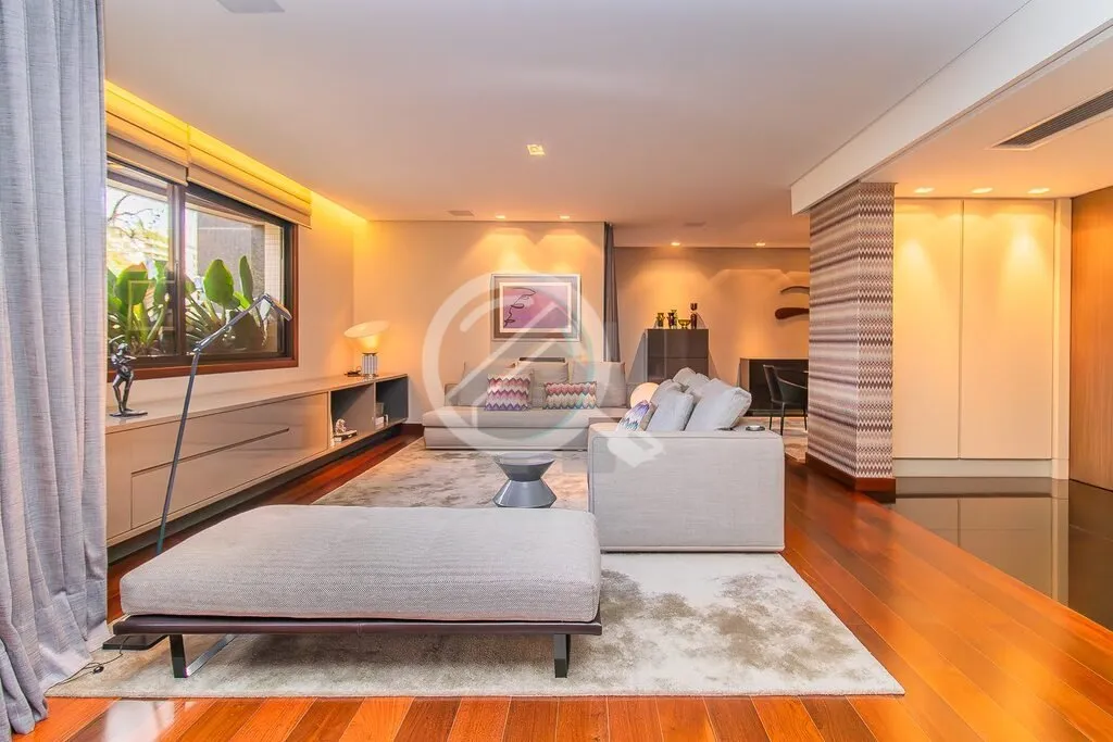 Imagem Apartamento de luxo na rua Santo Inácio em Moinhos de Vento - Porto Alegre. Preço e disponibilidad...
