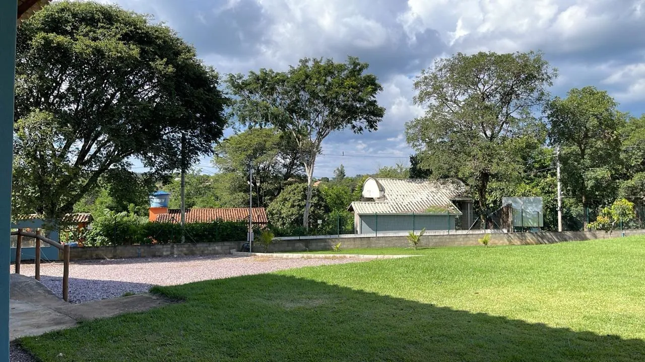 Imagem VENDE-SE EXCELENTE CHÁCARA EM ESMERALDAS / com 3.000 m² de terreno