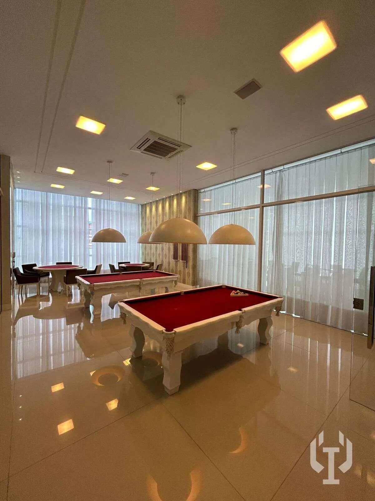 Imagem Apartamento à venda, no MAR DAS ARÁBIAS em Itapema, Meia Praia, com 3 quartos, 185,42m2