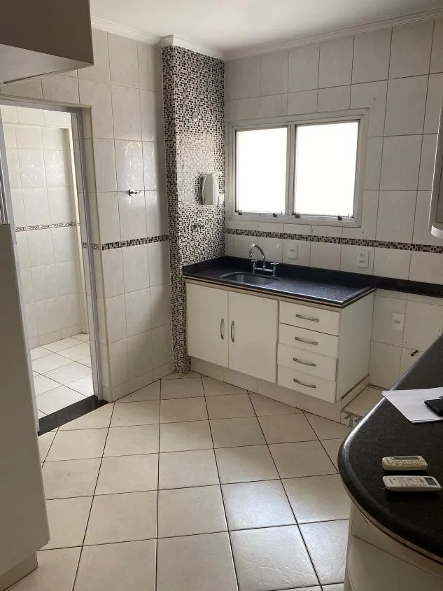 Imagem Descubra a maravilha de viver em Campinas no encantador bairro Taquaral com este esplêndido apartamento de 97 m²
