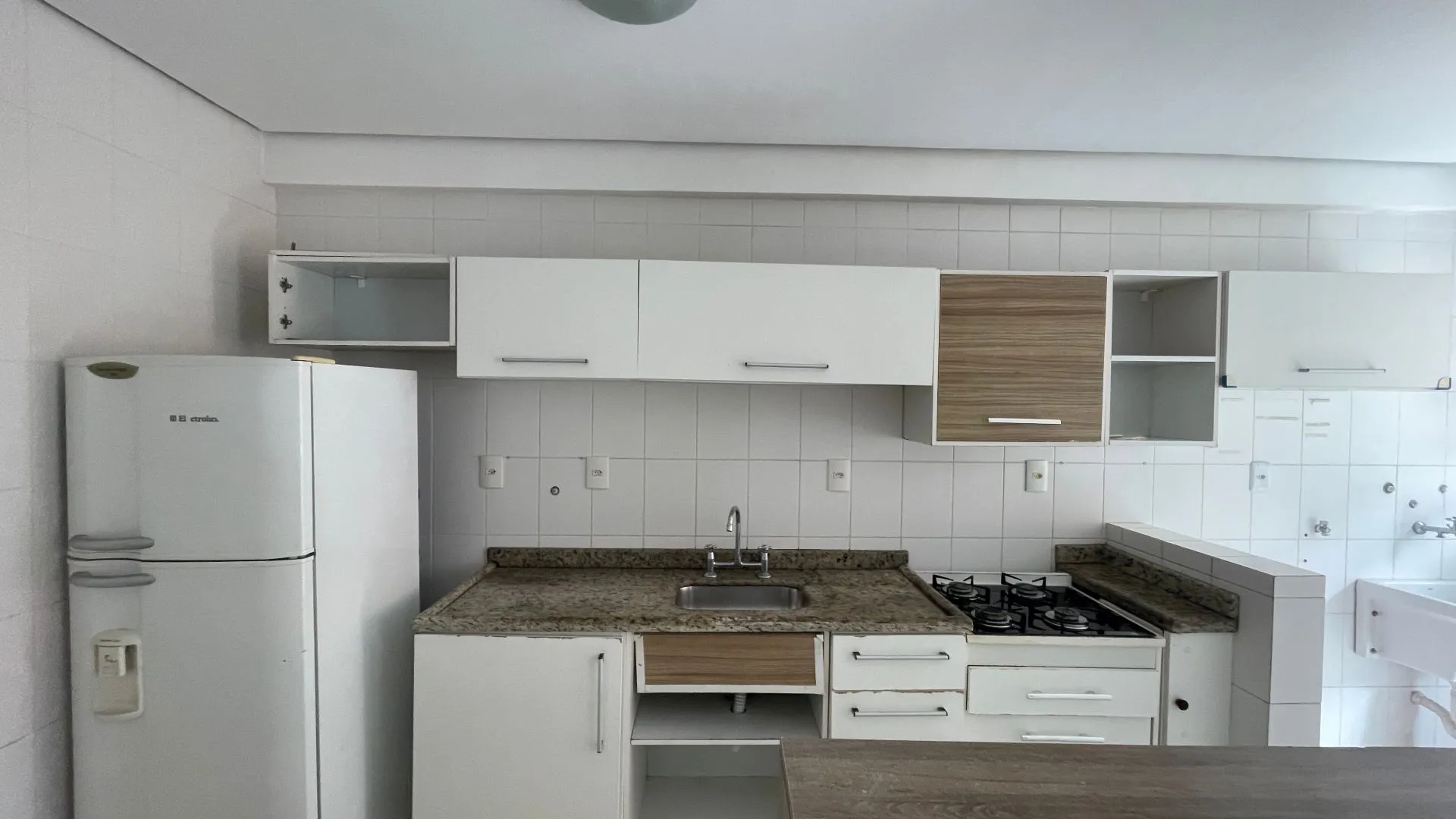 Imagem Apartamento de dois dormitórios, locação anual.