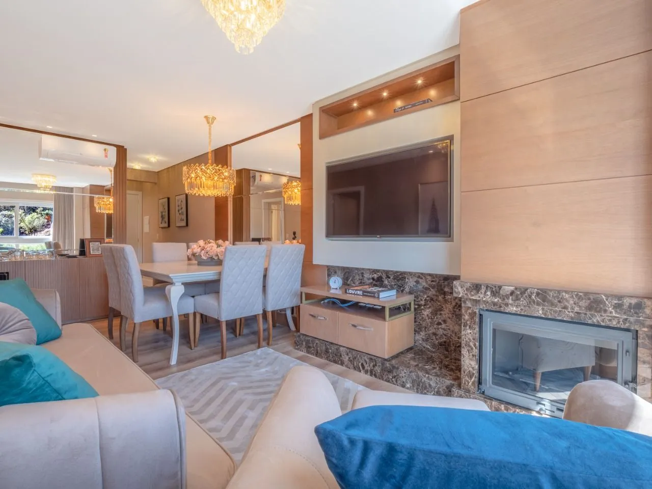Imagem Apartamento à venda em Gramado, Centro, com 2 quartos, 73.47m2