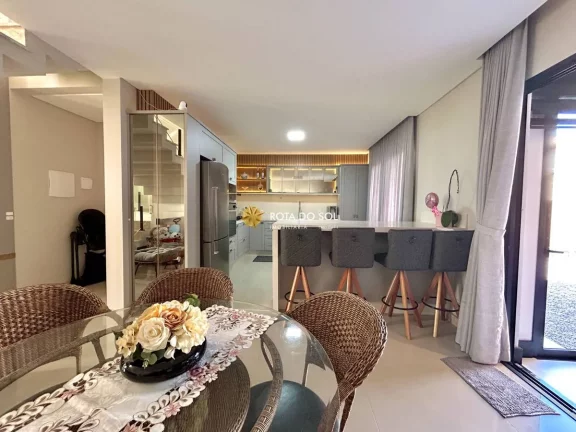 Imagem Casa Nova de Alto Padrão à Venda na Praia de Zimbros Bombinhas SC