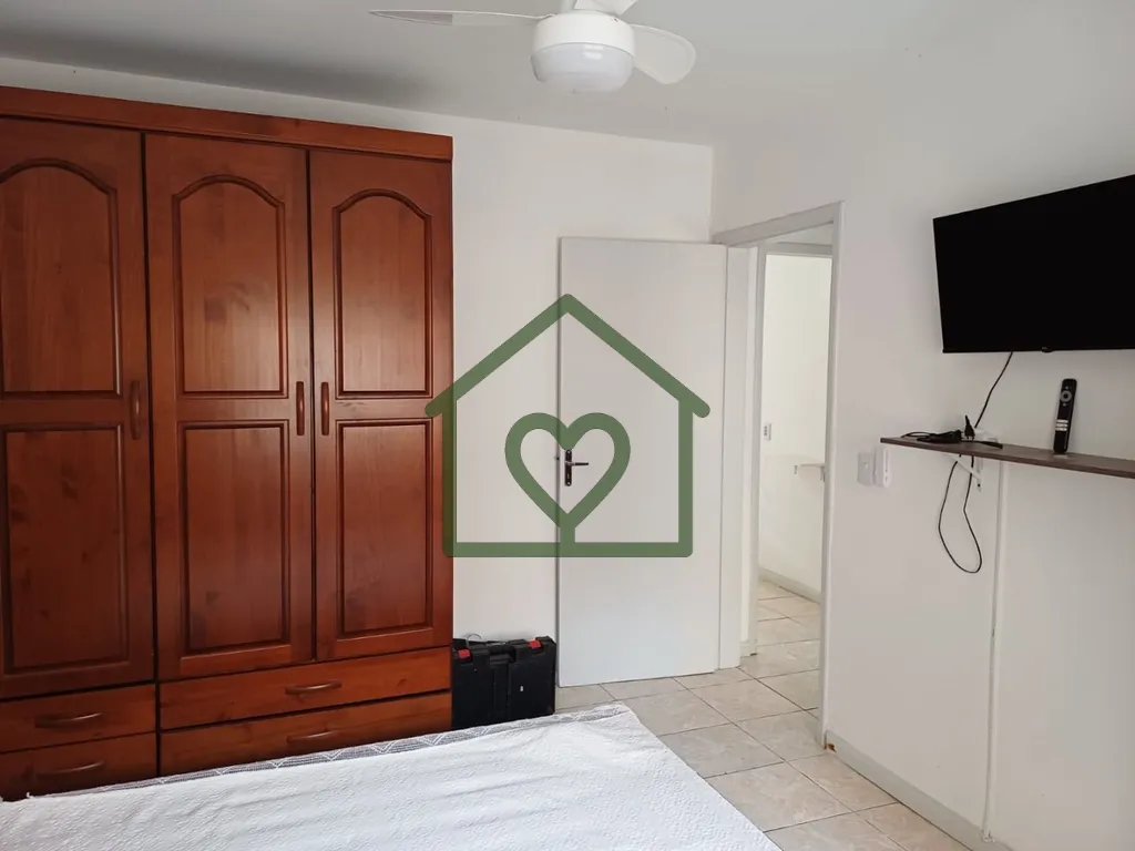 Imagem Vendo ótimo apartamento 2 dormitórios cozinha e área de serviço, bem ventilado e baixo custo con...