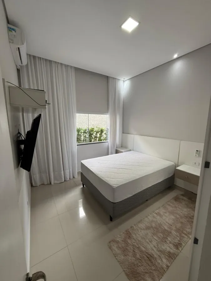 Imagem Casa para Venda em Mongaguá, Jardim Praia Grande, 4 dormitórios, 4 banheiros, 5 vagas