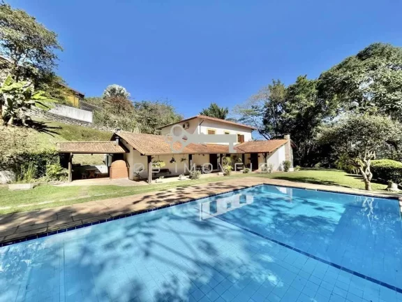 Imagem Casa no Condomínio Moinho Velho 04 Dormitórios sendo 2 suítes