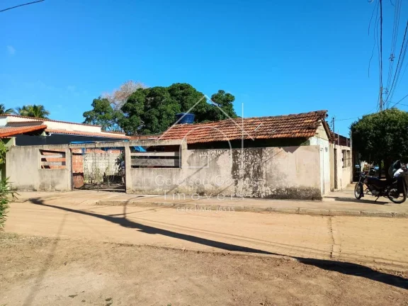 Imagem Casa à Venda Com 02 Quartos sendo 01 Suíte - Distrito de Linópolis - Divino das Laranjeiras - MG