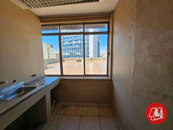Imagem Aluga-se e vende-se Andar Corporativo de 384 m² no Centro de Porto Alegre