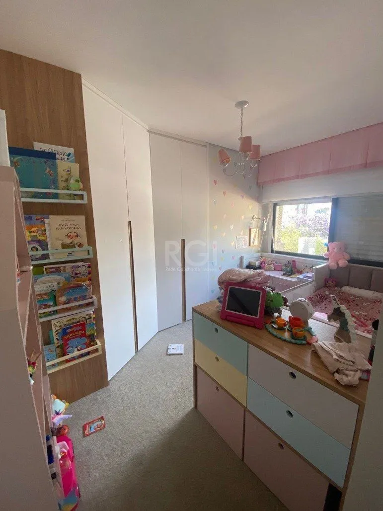Imagem Apartamento a venda reformado 3 suítes, bairro Rio Branco