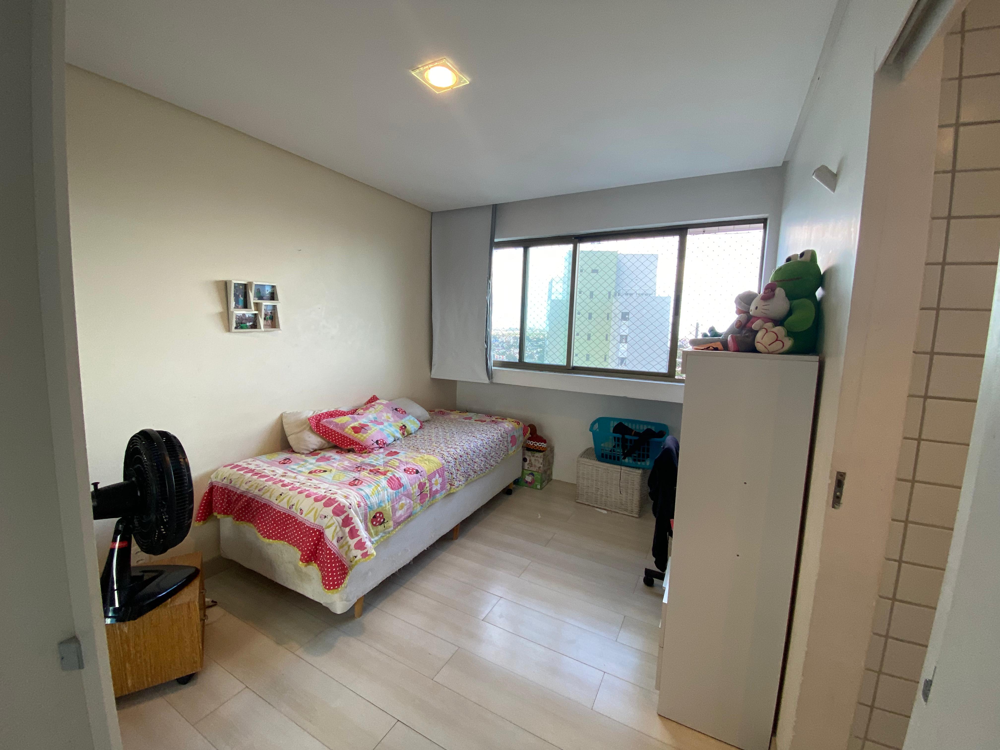 Imagem Apartamento com 4 Quartos à Venda, 165 m² em Encruzilhada - Recife
