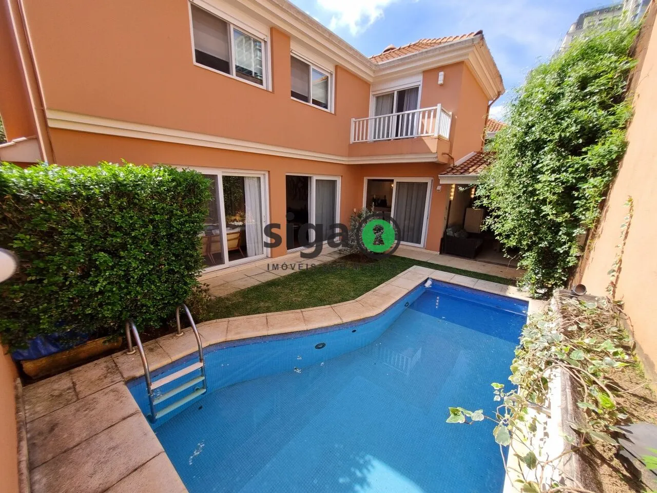 Foto do imóvel Casa de Condomínio com 4 Quartos à venda - Cidade Jardim