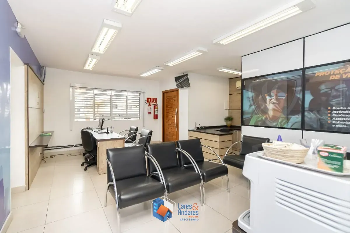 Imagem Casa comercial para venda em Interlagos, 265m²