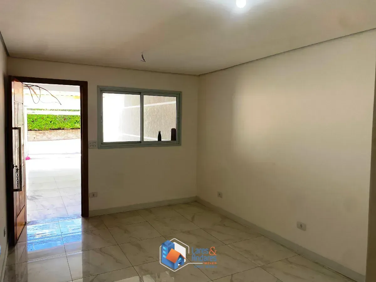Imagem Sobrado para venda em Interlagos com 3 quartos, sendo 1 suíte, 133m²