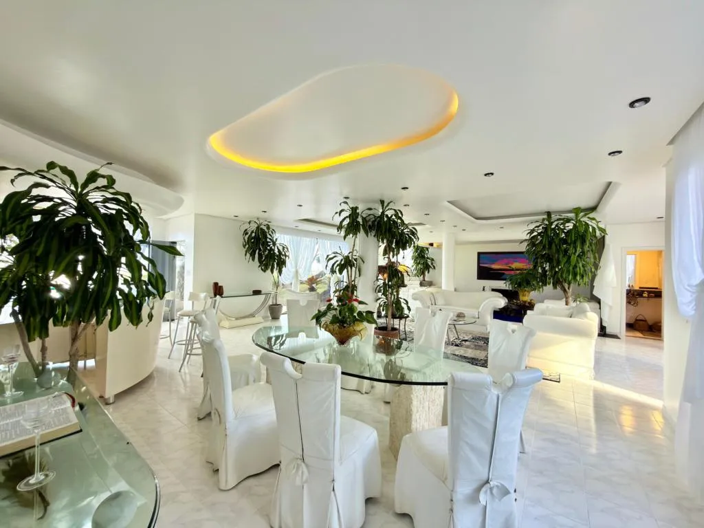 Imagem Apartamento 5 Dormitórios - Bairro Noiva do Mar