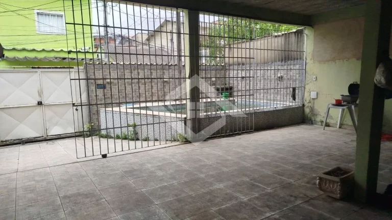 Imagem Casa Triplex para Venda em Campo Grande com 3 Suítes