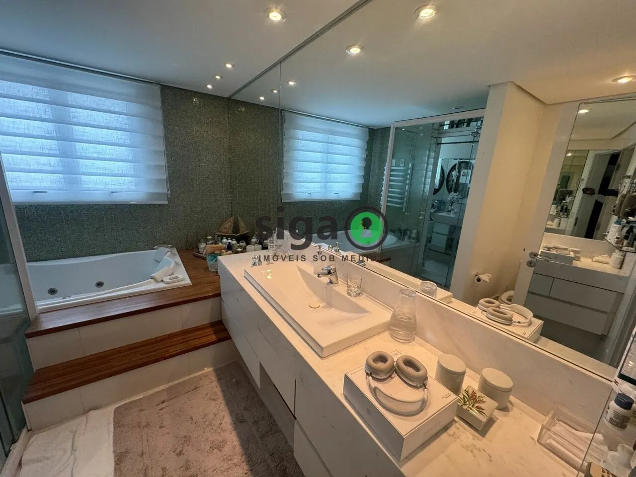Imagem Apartamento a venda com 4 quartos/ 4suítes no PARAISO