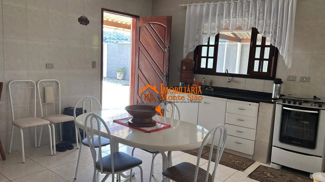 Imagem Chácara com 2 dormitórios à venda, 600 m² por R$ 551.000,00 - São João - Guarulhos/SP