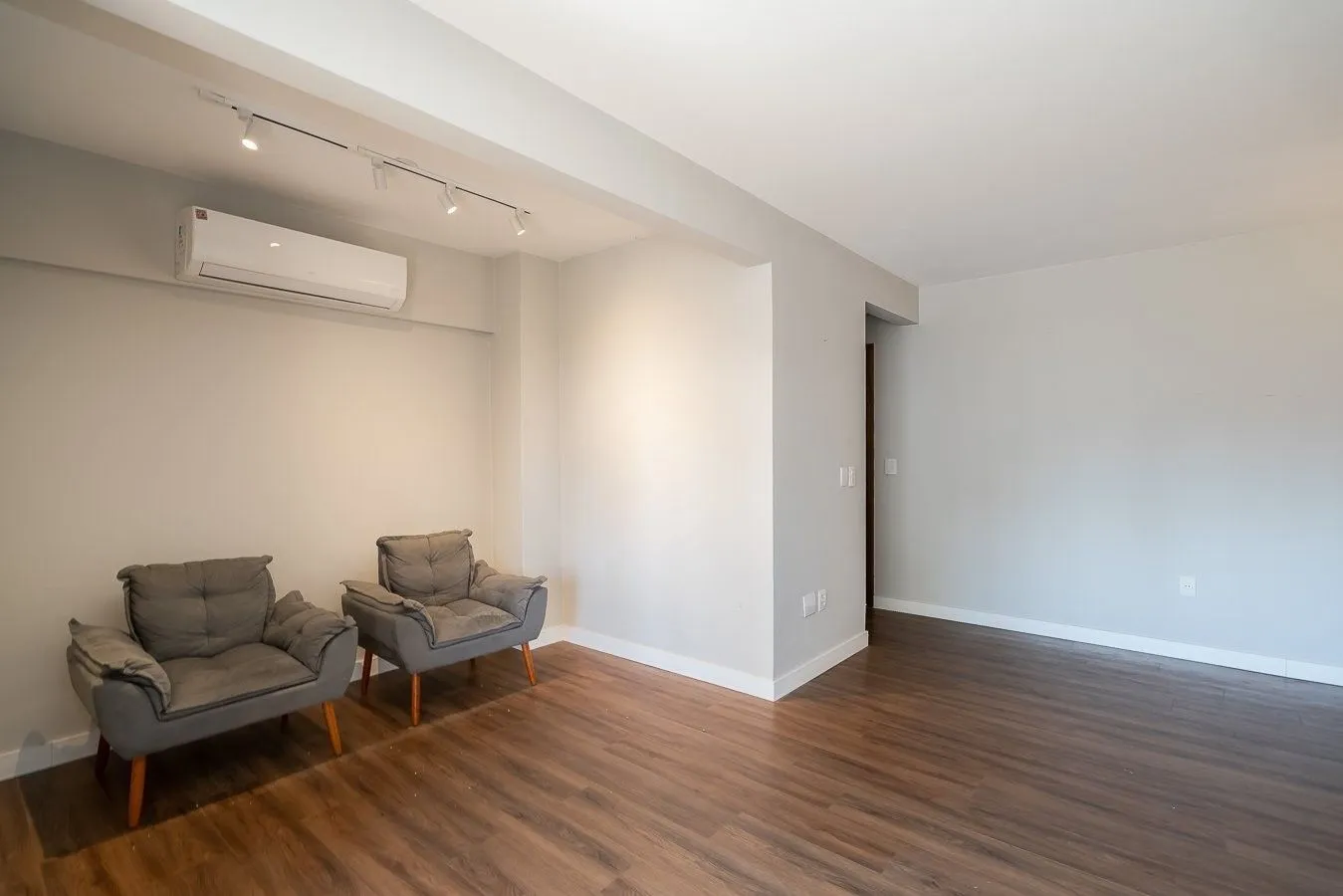 Imagem Apartamento 2 dormitórios com suíte à venda próximo a Encol