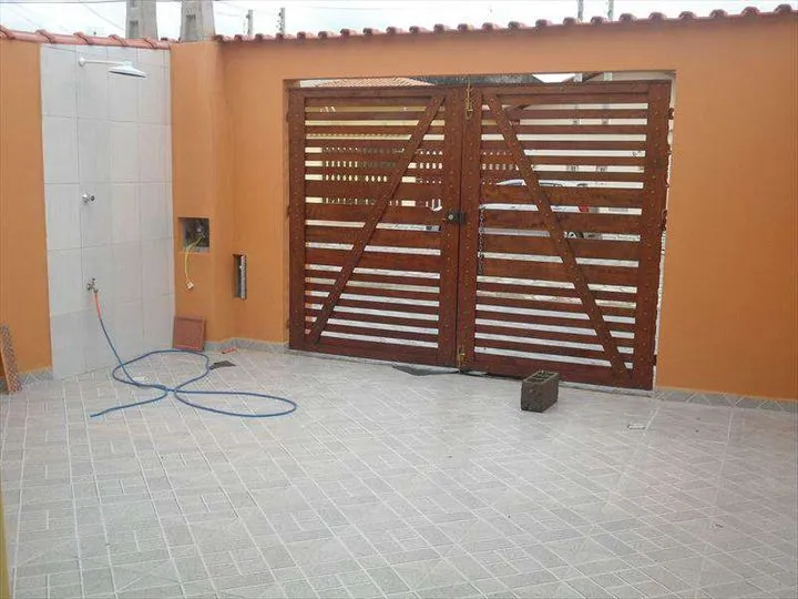 Imagem Casa com 2 Quartos à Venda, 65 m² em Campos Eliseos - Itanhaém