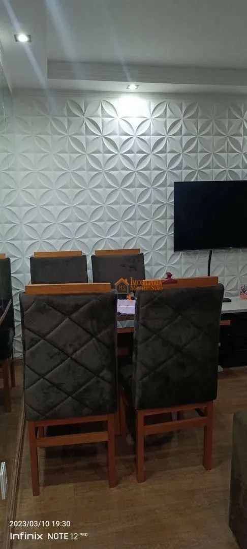 Imagem Apartamento com 2 dormitórios à venda, 47 m² por R$ 220.000,00 - Jardim Santo Expedito - Guarulhos/SP