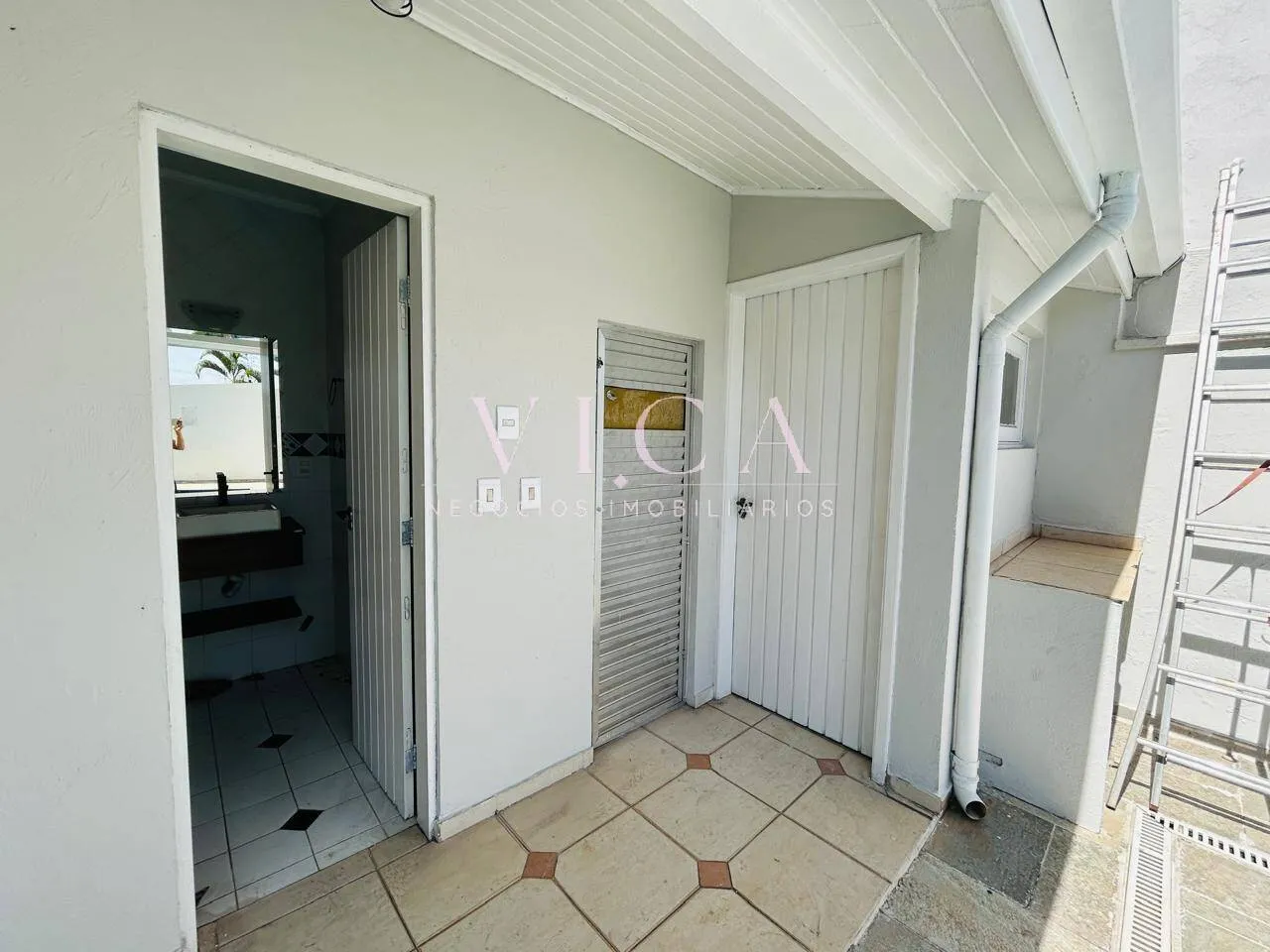 Imagem Casa 400m² 4 dormitórios 4 vagas venda- aluguel por R$14.400/mês Alphaville
