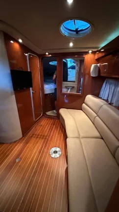 Imagem LANCHA AMERICANA REGAL DE 38 PÉS