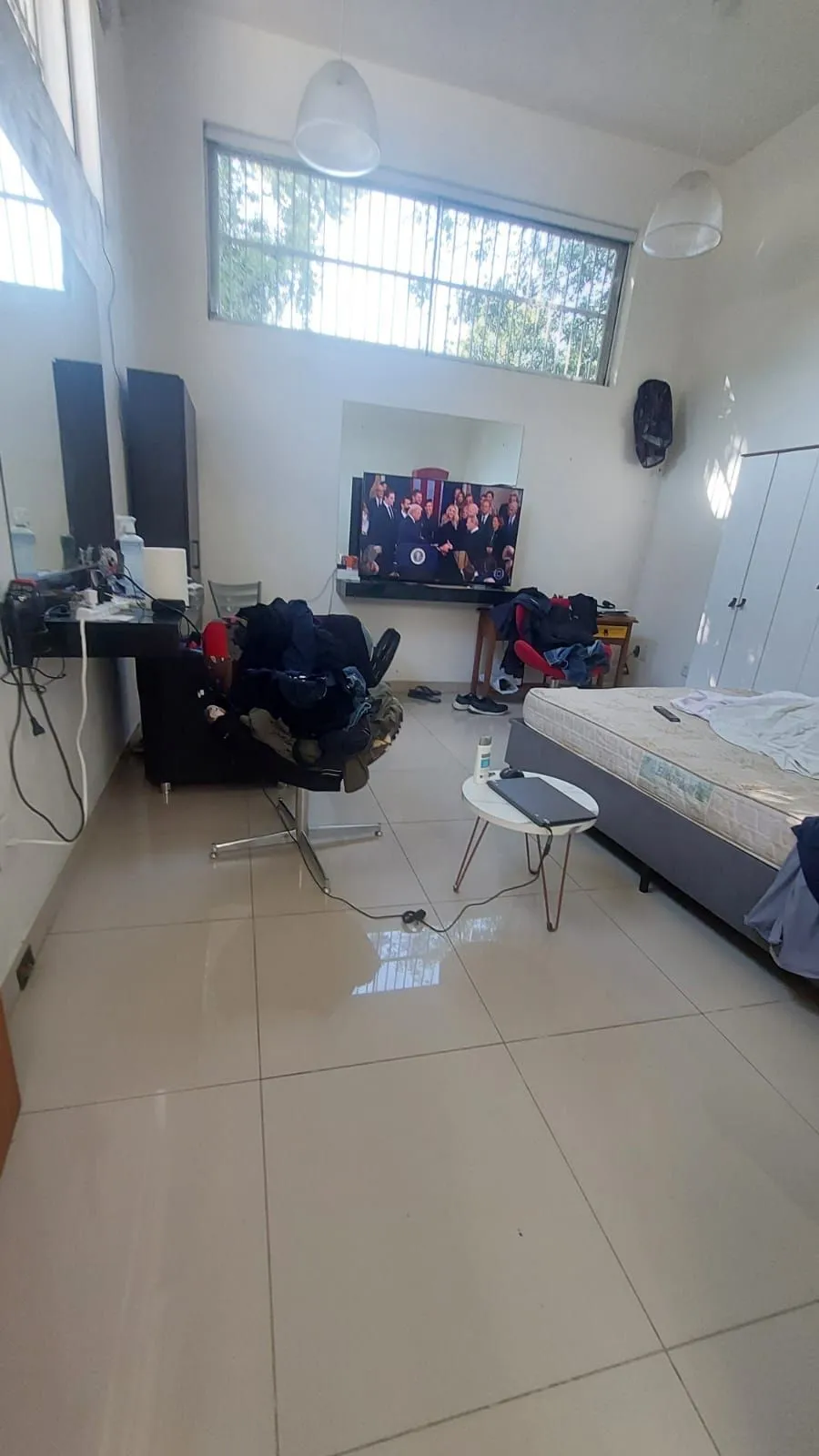 Imagem PRÉDIO COMERCIAL COM 5 SALAS E PROJETO APROVADO APARTAMENTO 100M2