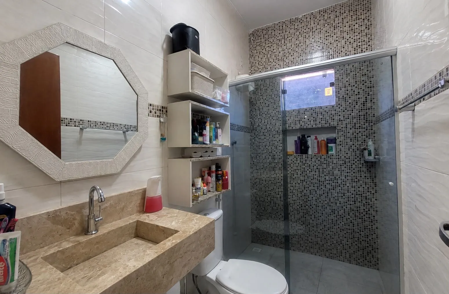 Imagem Casa 3 quartos, 2 banheiros ,sendo 1 suíte BAIRRO IKARAI - VÁRZEA GRANDE/MT