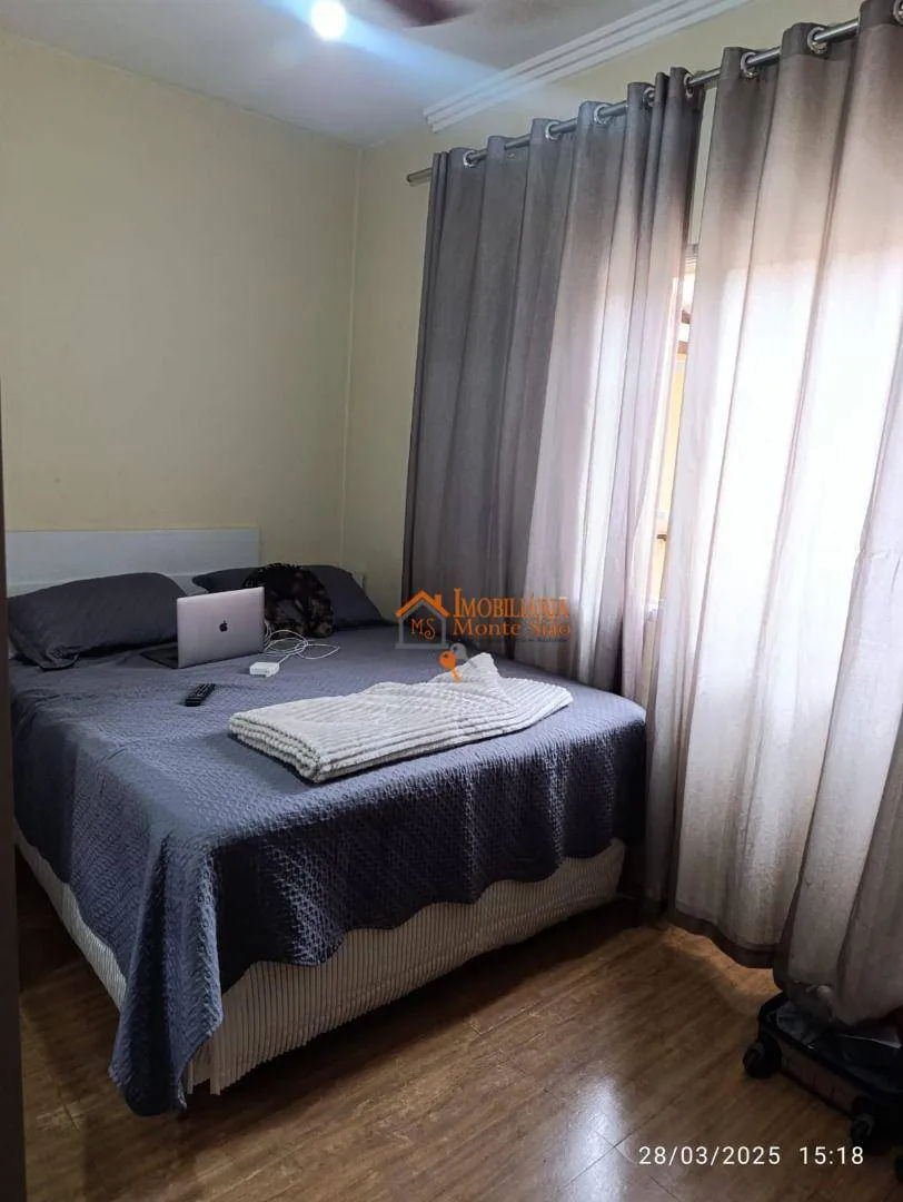 Imagem Casa com 5 dormitórios à venda, 240 m² por R$ 1.259.000,00 - Jardim Vila Galvão - Guarulhos/SP