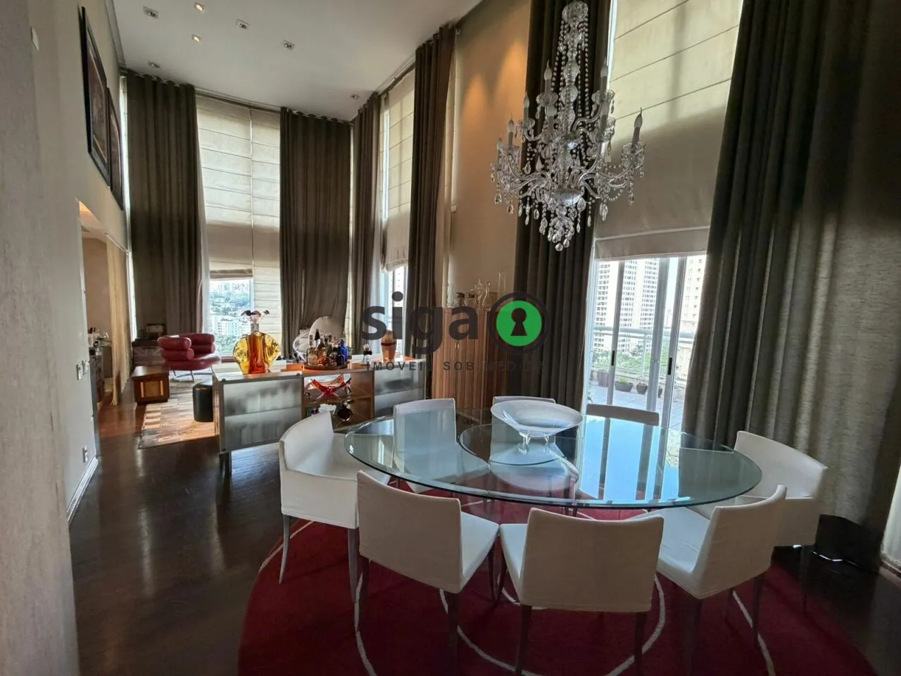 Imagem APARTAMENTO DISPONÍVEL PARA VENDA OU LOCAÇÃO NO PANAMBY, TORRE UNICA, TRÊS VAGAS!