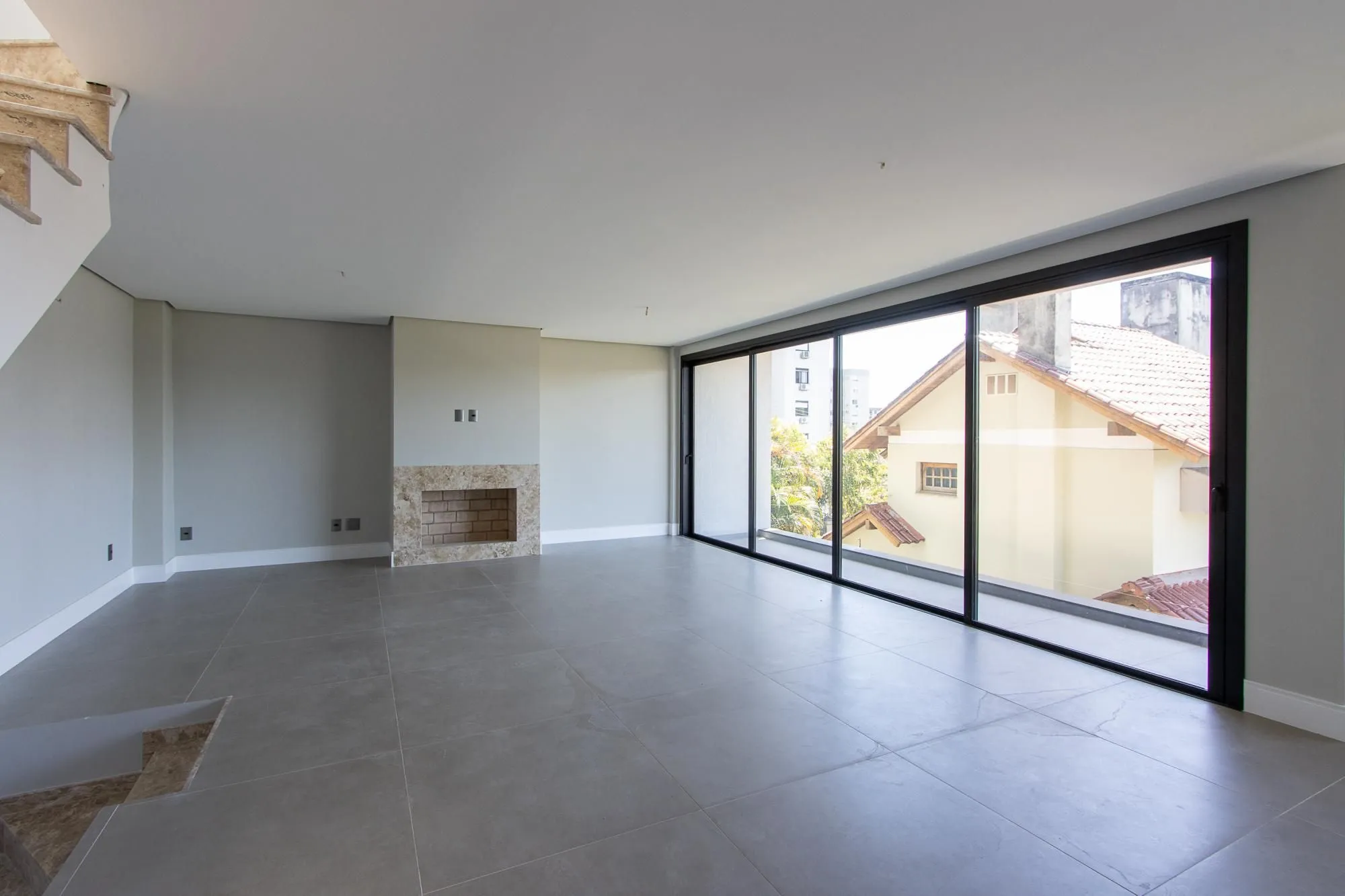 Imagem Casa em condomínio com conforto e exclusividade no bairro Tristeza