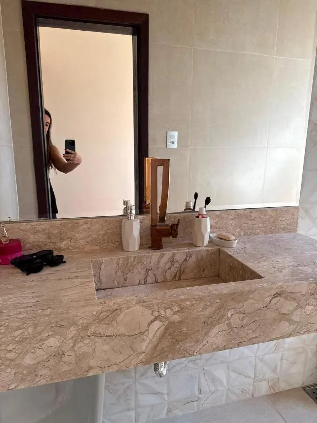 Imagem CASA DE ALTO PADRÃO À VENDA NA BARRAGEM CARMO DO CAJURU/MG, com 1.555 m²