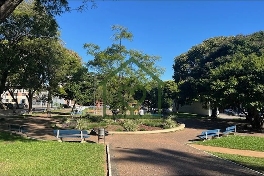 Imagem Studio funcional, com 27 m² de área privativa, semi-mobiliado, possui cozinha com armário e pia i...