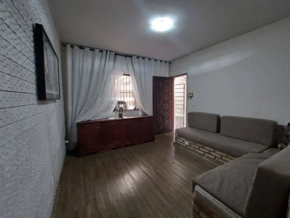 Imagem Sobrado com 3 Dormitorios sendo 3 Suites e 2 Vagas de Garagens