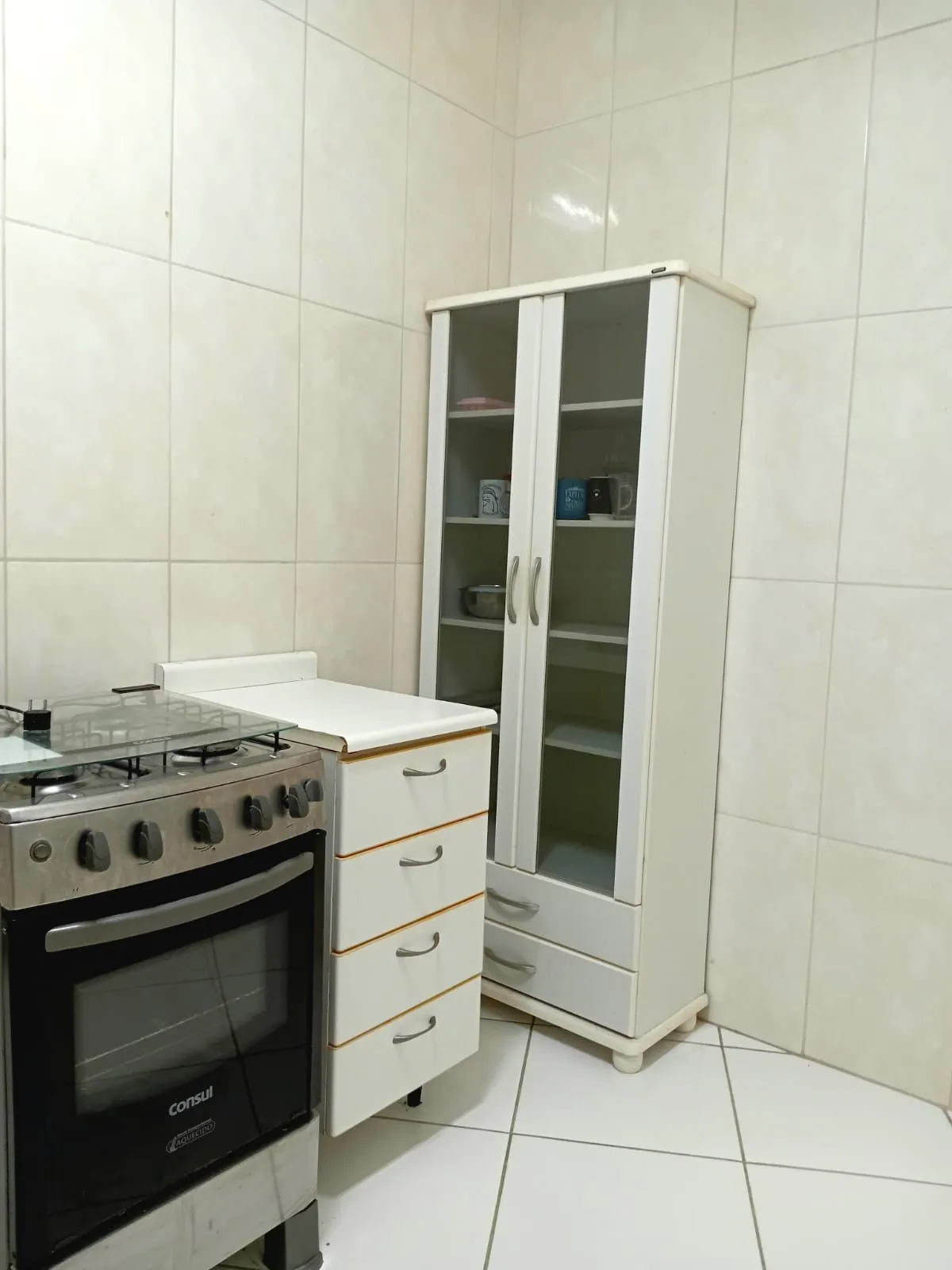 Imagem Apartamento 3 dormitórios, frente, sacada no bairro Santana - Porto Alegre - RS