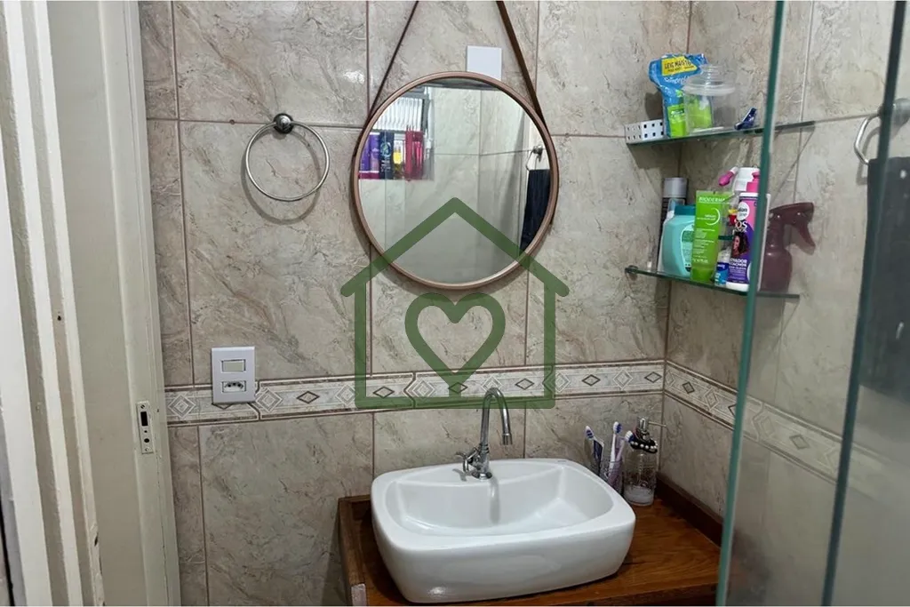 Imagem Apartamento térreo, com posição solar Oeste, proporcionando ótima iluminação natural e sol da ...