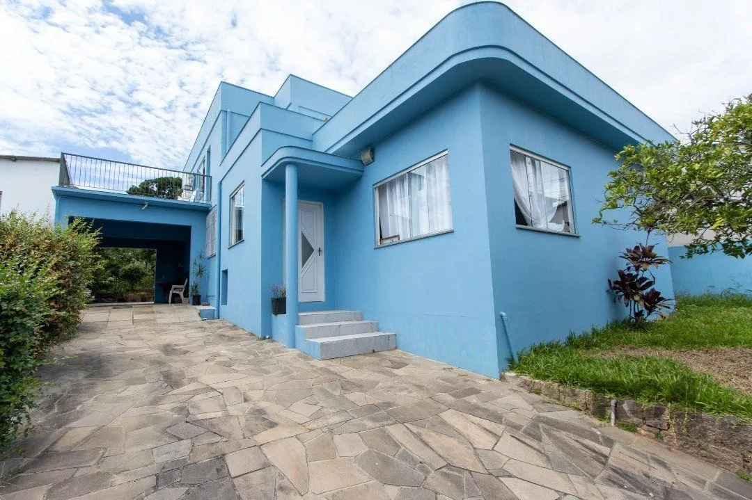 Imagem Casa, 5 dormitórios, sendo 1 suíte, 312m² privativos, 8 vagas - Bairro Vila Nova