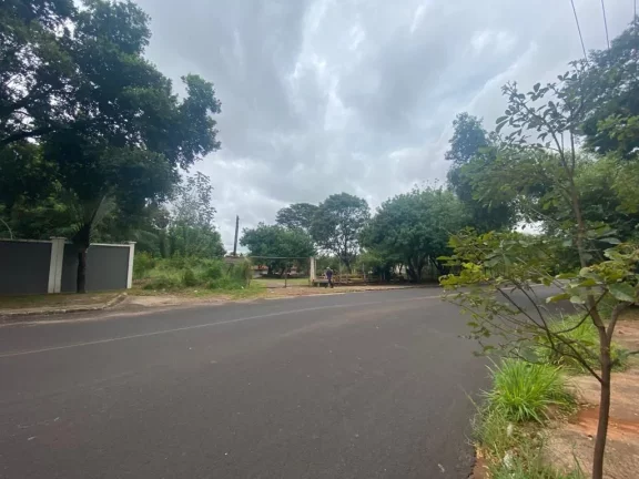 Imagem Fica localizado Araçatuba/SP. Ideal para projetos verticais Fica próximo ao Poupa tempo, ao lado d...