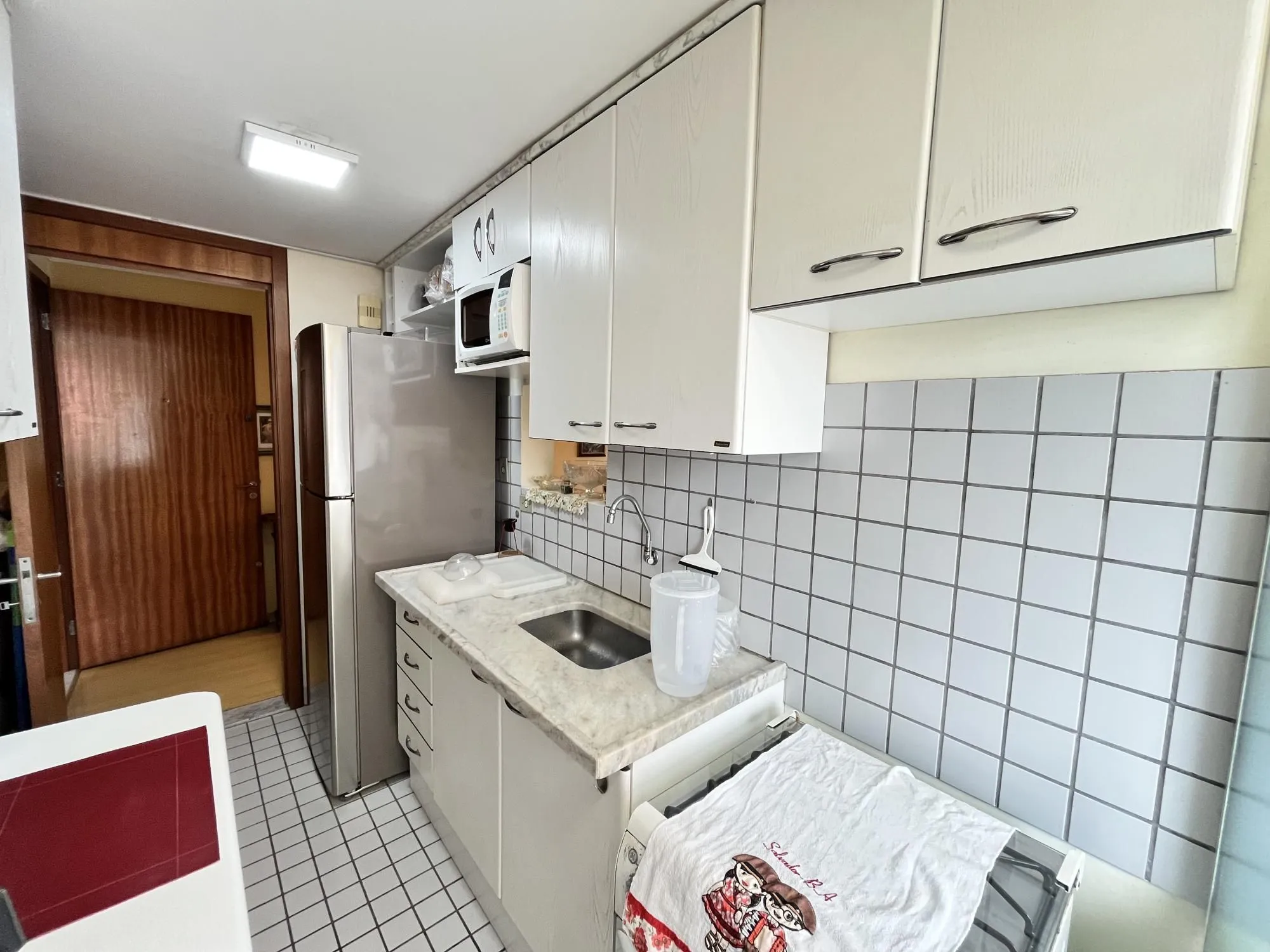 Imagem Apartamento de 2 quartos e 1 vaga de garagem no bairro Jardim Carvalho em POA/RS