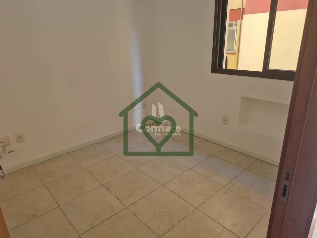 Imagem Ótimo apartamento de 1 dormitório, banho social, living 2 ambientes, cozinha, área de serviço, 1...