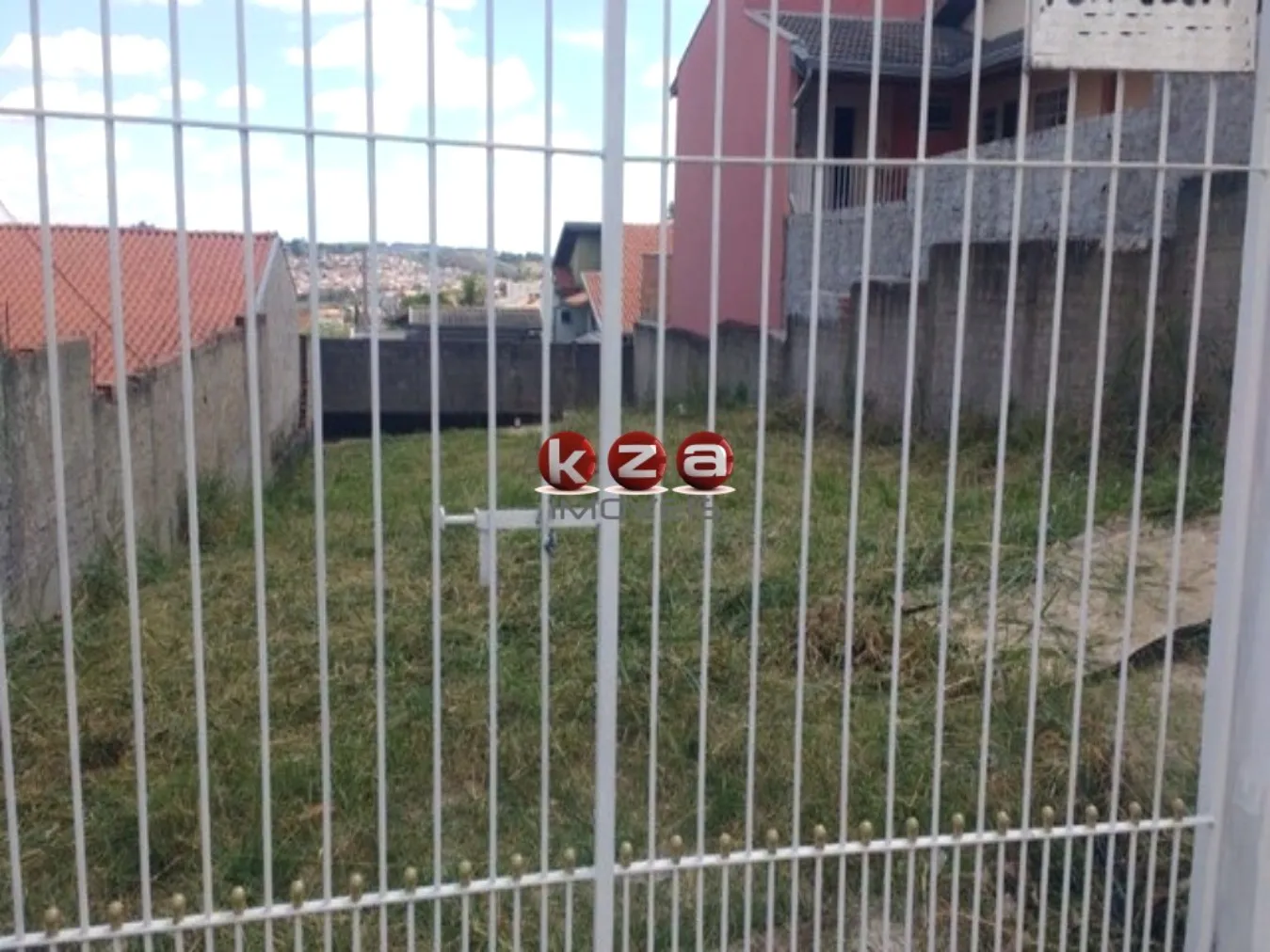 Imagem Terreno à venda em Valinhos-SP no Loteamento Residencial Água Nova com 300,00 m² de área!