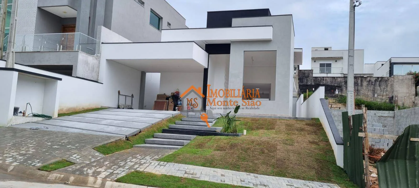 Imagem Casa com 3 dormitórios à venda, 150 m² por R$ 1.780.000,00 - Condomínio Aruã - Mogi das Cruzes/SP