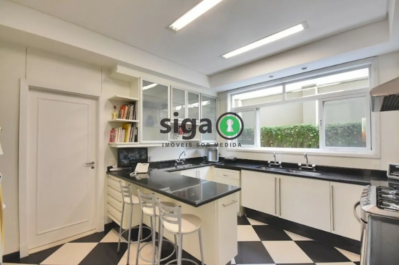 Imagem Casa em rua fechada 500m² - Morumbi