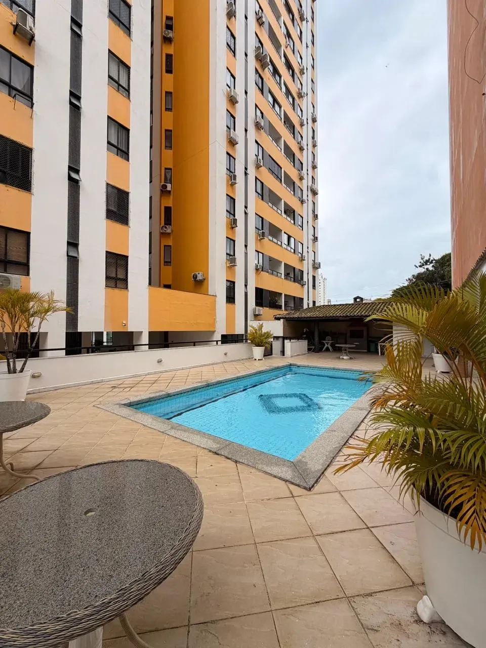Imagem Apartamento com 3 Quartos à Venda, 70 m² em Imbuí - Salvador