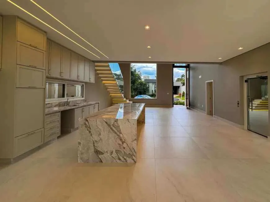 Imagem Casa à venda em Franca, Residencial Olivito, com 4 quartos, 288m2