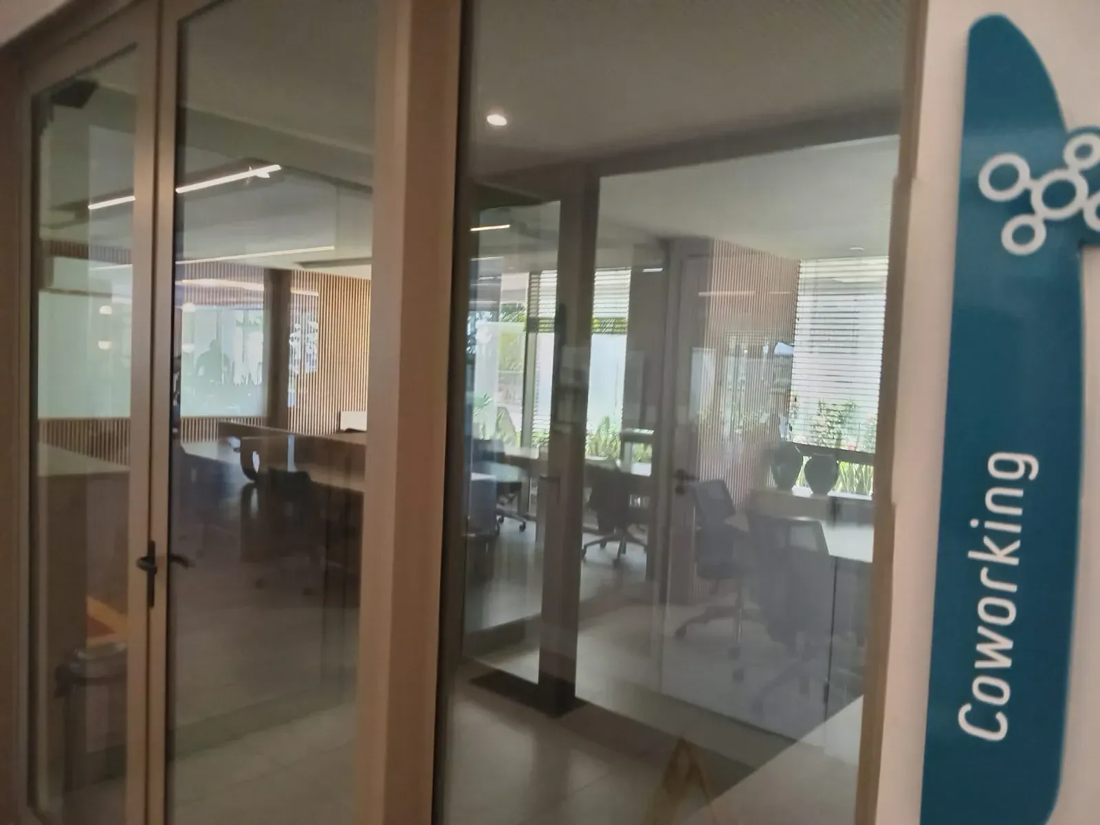 Foto do imóvel: Apartamento com 2 Quartos à Venda, 67 m² em Avenida Oceânica, nº 2516. Ondina, Salvador - BA