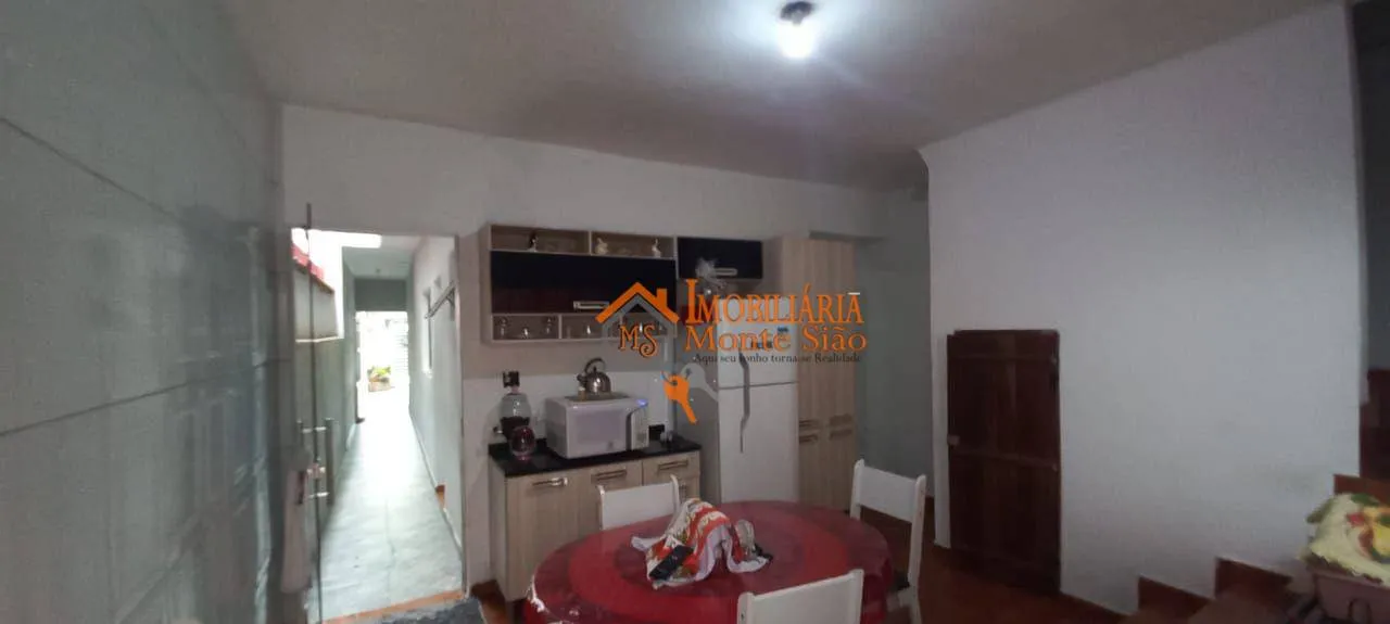 Imagem Sobrado com 3 dormitórios à venda, 140 m² por R$ 300.000,00 - Vila Rica - Guarulhos/SP