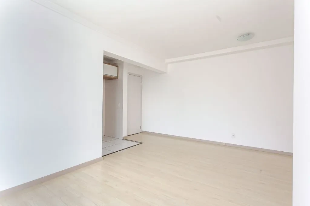 Imagem Apartamento com 2 Quartos à Venda, 53 metros em Portão - Curitiba